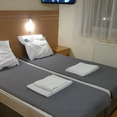 Lesny Dwor Апарт-отель