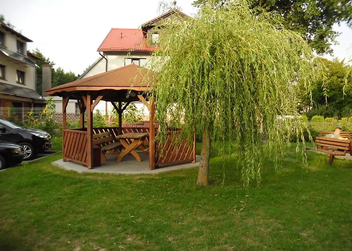 Leśny Dwór 3* Mielno (Koszalin)